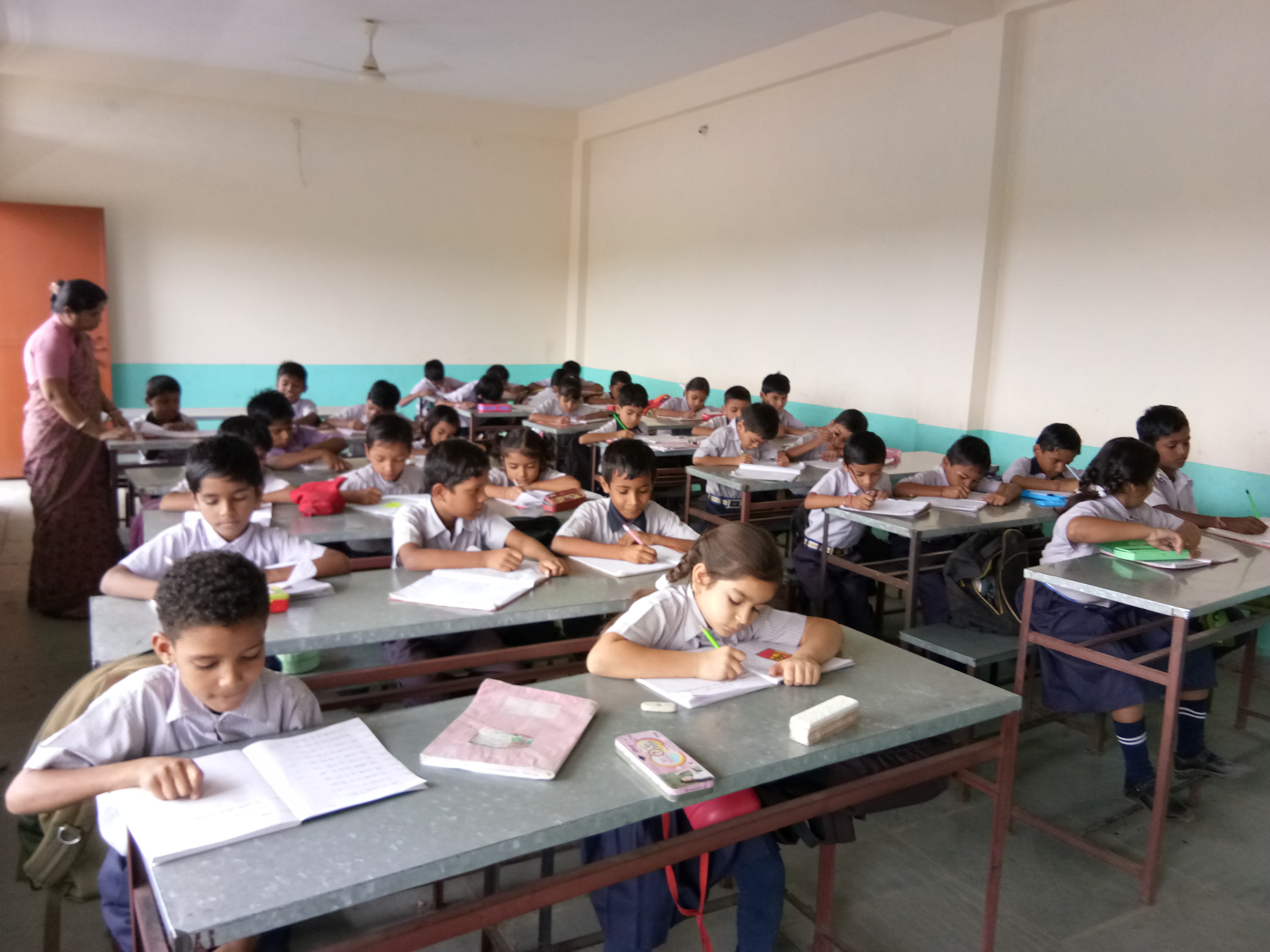 Students collaborating at school